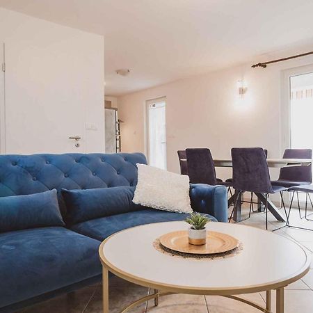 Holiday Home In Klimno - Insel Krk 42238 Екстер'єр фото