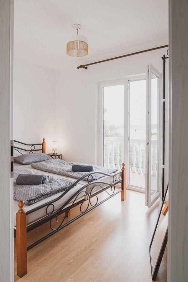 Holiday Home In Klimno - Insel Krk 42238 Екстер'єр фото